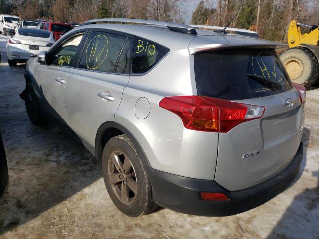 Photo 2 VIN: JTMRFREV3FJ027050 - TOYOTA RAV4 XLE 