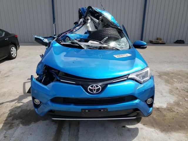 Photo 4 VIN: JTMRFREV3GD179300 - TOYOTA RAV4 XLE 