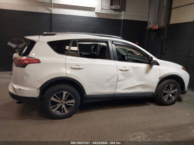 Photo 5 VIN: JTMRFREV3GJ055724 - TOYOTA RAV4 