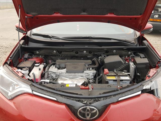 Photo 6 VIN: JTMRFREV3HJ148485 - TOYOTA RAV4 XLE 