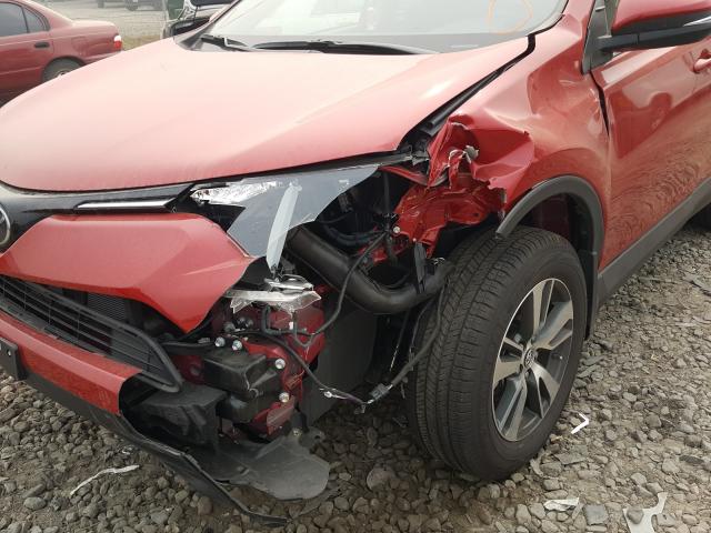 Photo 8 VIN: JTMRFREV3HJ148485 - TOYOTA RAV4 XLE 