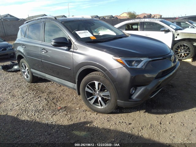 Photo 0 VIN: JTMRFREV3HJ157445 - TOYOTA RAV4 