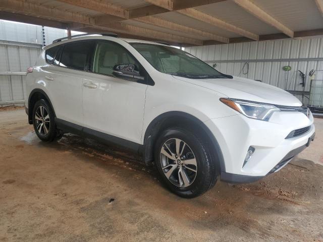 Photo 3 VIN: JTMRFREV3HJ709204 - TOYOTA RAV4 XLE 