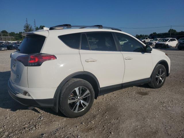 Photo 2 VIN: JTMRFREV3HJ714578 - TOYOTA RAV4 XLE 