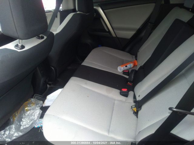 Photo 7 VIN: JTMRFREV3JJ233395 - TOYOTA RAV4 