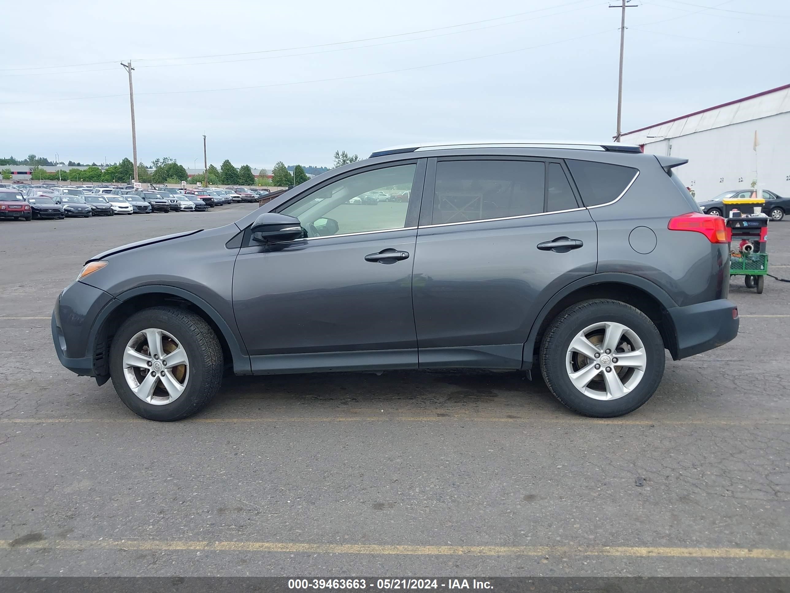 Photo 12 VIN: JTMRFREV4D5001613 - TOYOTA RAV 4 