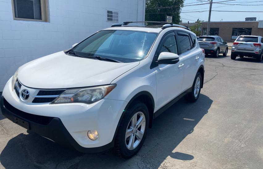 Photo 1 VIN: JTMRFREV4D5024602 - TOYOTA RAV4 XLE 