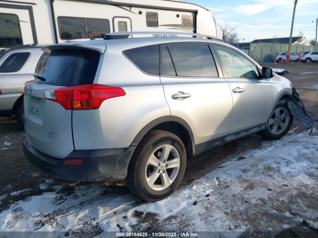 Photo 3 VIN: JTMRFREV4DD014934 - TOYOTA RAV4 