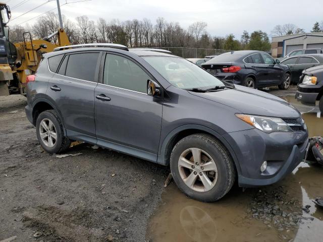 Photo 3 VIN: JTMRFREV4ED081938 - TOYOTA RAV4 XLE 