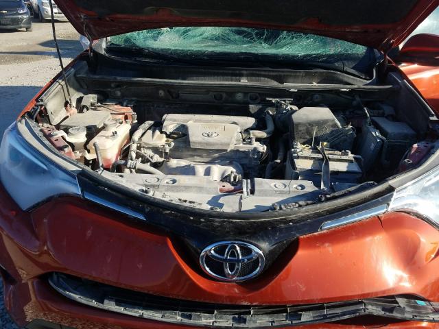 Photo 6 VIN: JTMRFREV4GJ096668 - TOYOTA RAV4 XLE 