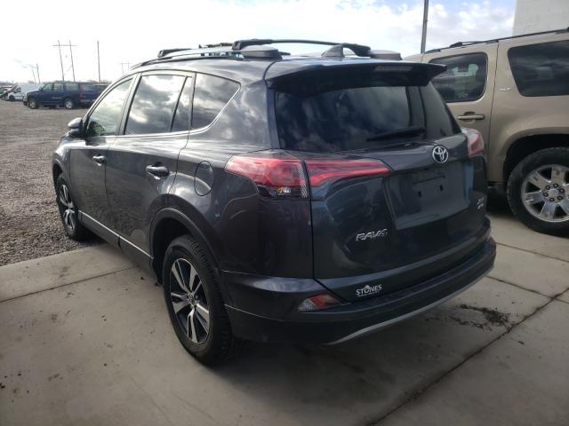 Photo 2 VIN: JTMRFREV4HD205520 - TOYOTA RAV4 XLE 