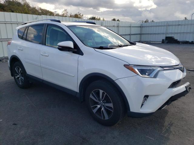 Photo 3 VIN: JTMRFREV4HJ146227 - TOYOTA RAV4 