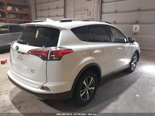 Photo 3 VIN: JTMRFREV4HJ171595 - TOYOTA RAV4 