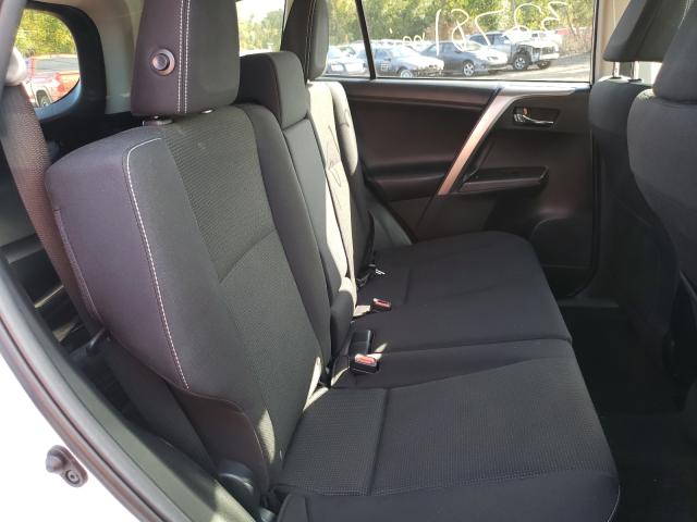 Photo 5 VIN: JTMRFREV4JJ260749 - TOYOTA RAV4 ADVEN 