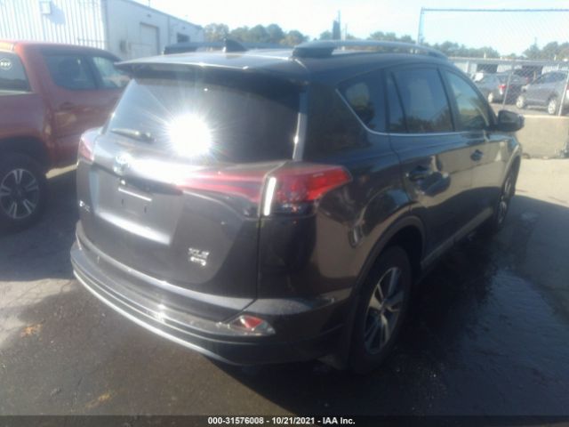 Photo 3 VIN: JTMRFREV4JJ721562 - TOYOTA RAV4 