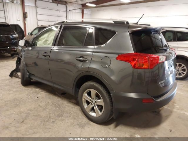 Photo 2 VIN: JTMRFREV5FD130520 - TOYOTA RAV4 