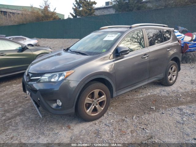 Photo 1 VIN: JTMRFREV5FD154963 - TOYOTA RAV4 