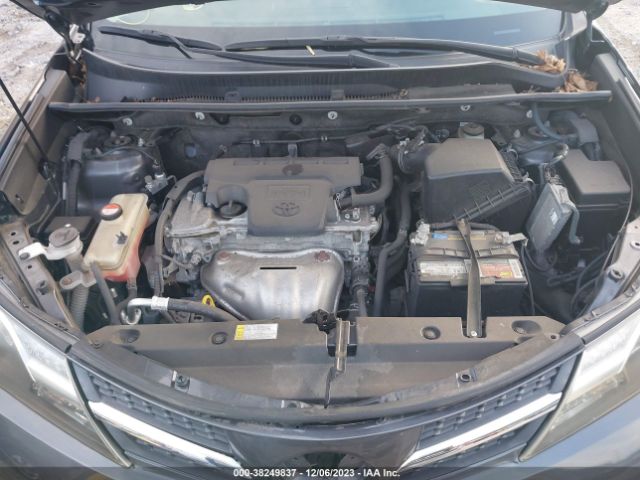 Photo 9 VIN: JTMRFREV5FD154963 - TOYOTA RAV4 