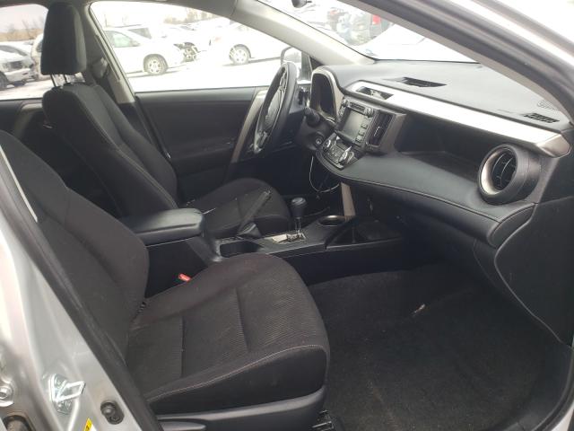 Photo 4 VIN: JTMRFREV5FJ035196 - TOYOTA RAV4 XLE 