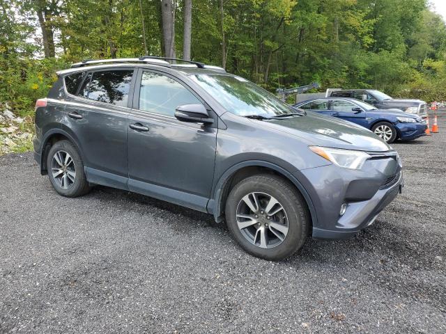 Photo 3 VIN: JTMRFREV5GJ083430 - TOYOTA RAV4 XLE 