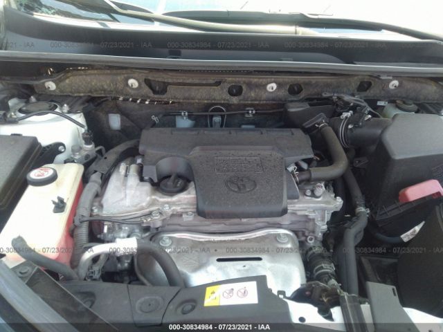 Photo 9 VIN: JTMRFREV5HJ144664 - TOYOTA RAV4 