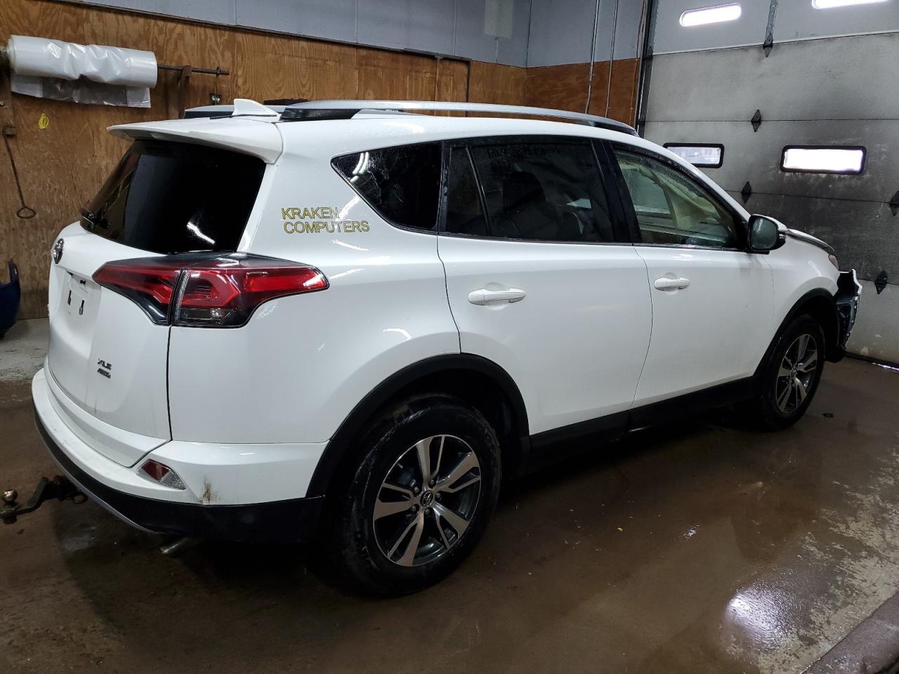 Photo 2 VIN: JTMRFREV5HJ174215 - TOYOTA RAV 4 