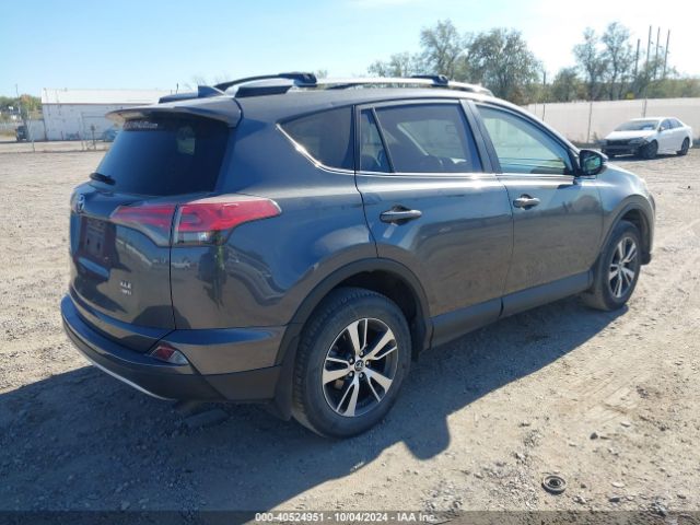 Photo 3 VIN: JTMRFREV5JD231596 - TOYOTA RAV4 