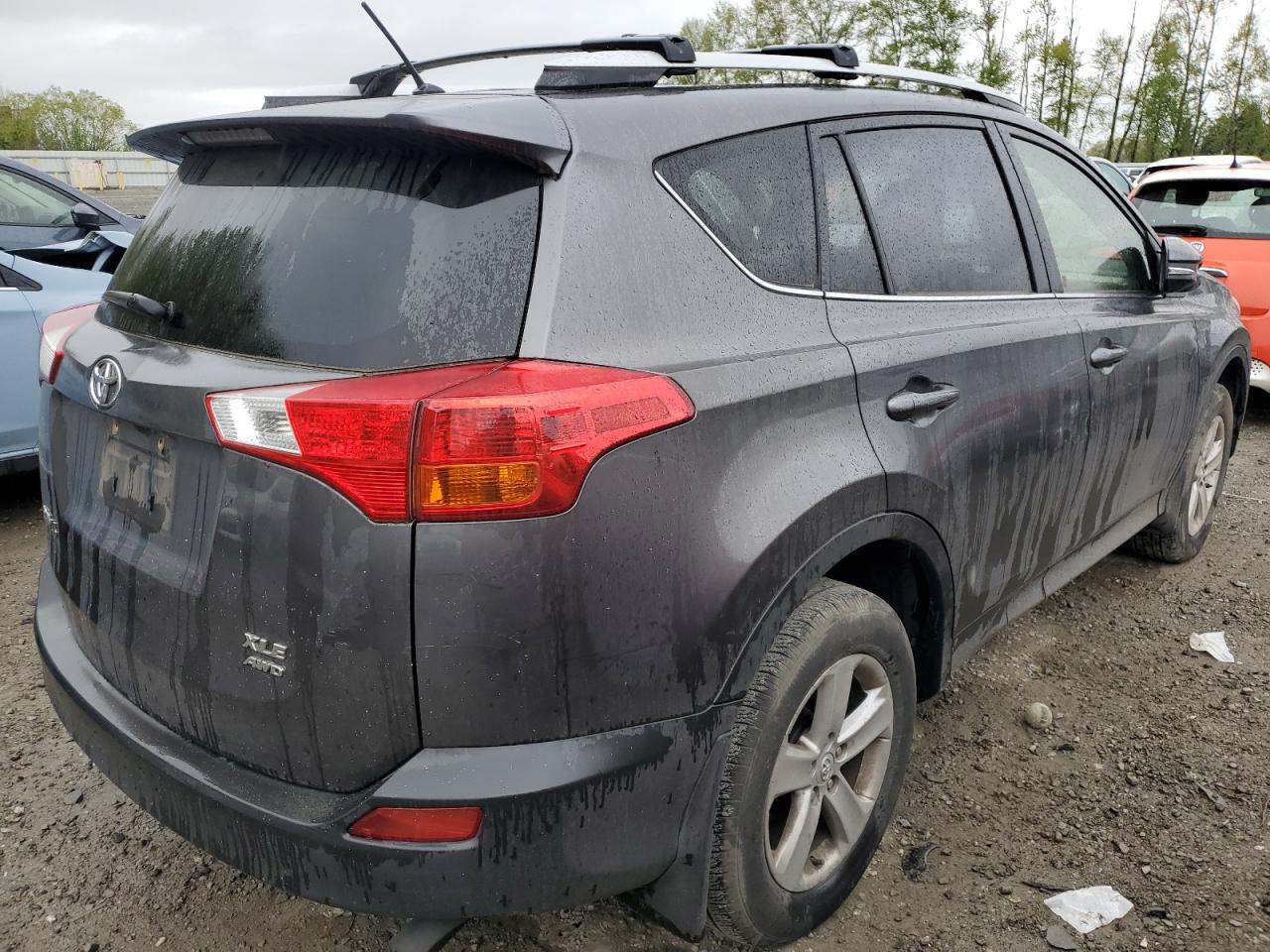 Photo 2 VIN: JTMRFREV6D5011754 - TOYOTA RAV 4 