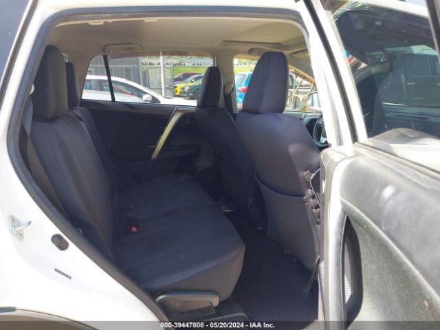 Photo 7 VIN: JTMRFREV6DD031637 - TOYOTA RAV4 