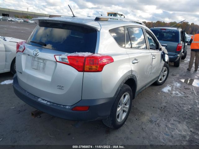 Photo 3 VIN: JTMRFREV6ED080516 - TOYOTA RAV4 