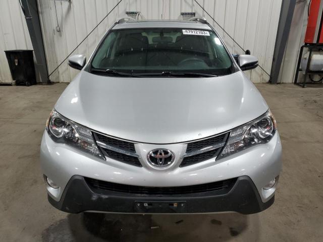 Photo 4 VIN: JTMRFREV6FD098144 - TOYOTA RAV4 XLE 