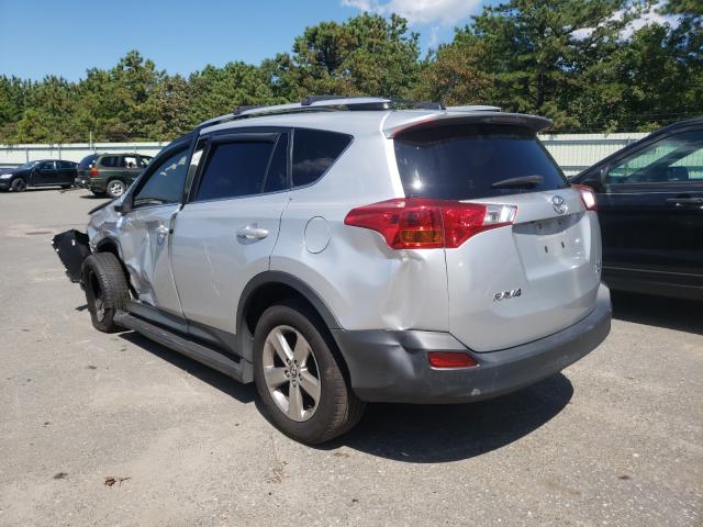 Photo 2 VIN: JTMRFREV6FD104802 - TOYOTA RAV4 XLE 