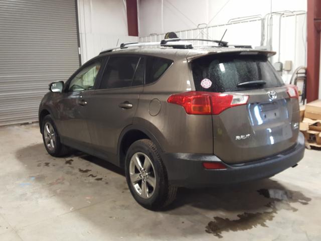 Photo 2 VIN: JTMRFREV6FD122720 - TOYOTA RAV4 XLE 