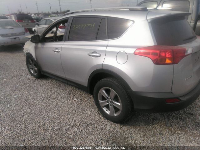 Photo 2 VIN: JTMRFREV6FJ024868 - TOYOTA RAV4 