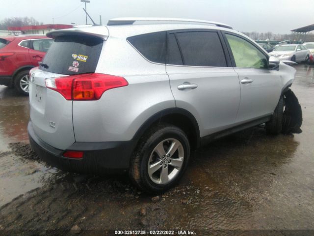 Photo 3 VIN: JTMRFREV6FJ036972 - TOYOTA RAV4 