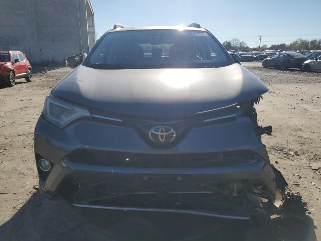 Photo 4 VIN: JTMRFREV6HJ112466 - TOYOTA RAV4 XLE 