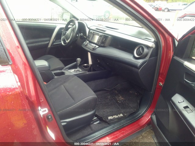 Photo 4 VIN: JTMRFREV6JD235611 - TOYOTA RAV4 