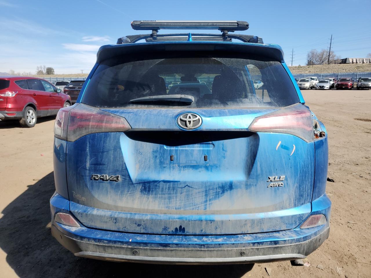 Photo 5 VIN: JTMRFREV6JJ723457 - TOYOTA RAV 4 