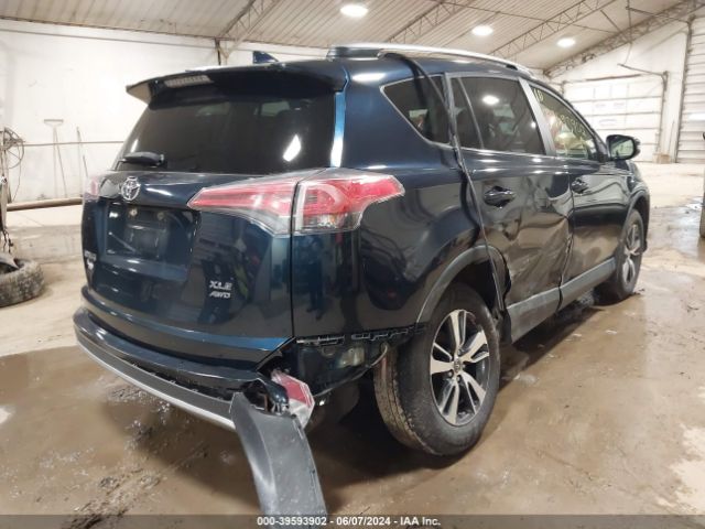 Photo 3 VIN: JTMRFREV6JJ738864 - TOYOTA RAV4 