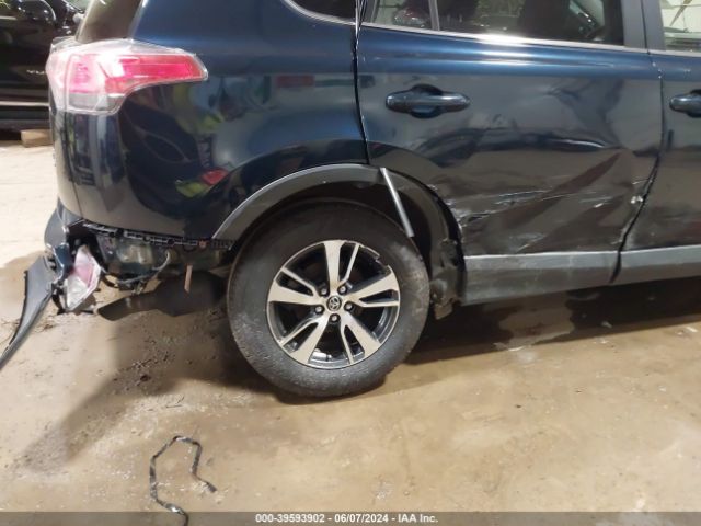 Photo 5 VIN: JTMRFREV6JJ738864 - TOYOTA RAV4 