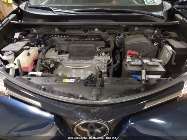 Photo 9 VIN: JTMRFREV6JJ738864 - TOYOTA RAV4 