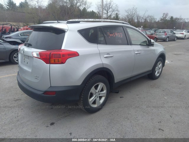 Photo 3 VIN: JTMRFREV7D5008023 - TOYOTA RAV4 