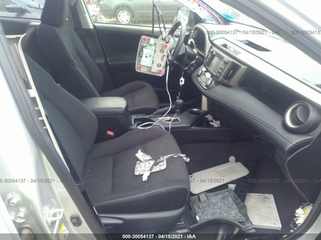 Photo 4 VIN: JTMRFREV7D5008023 - TOYOTA RAV4 