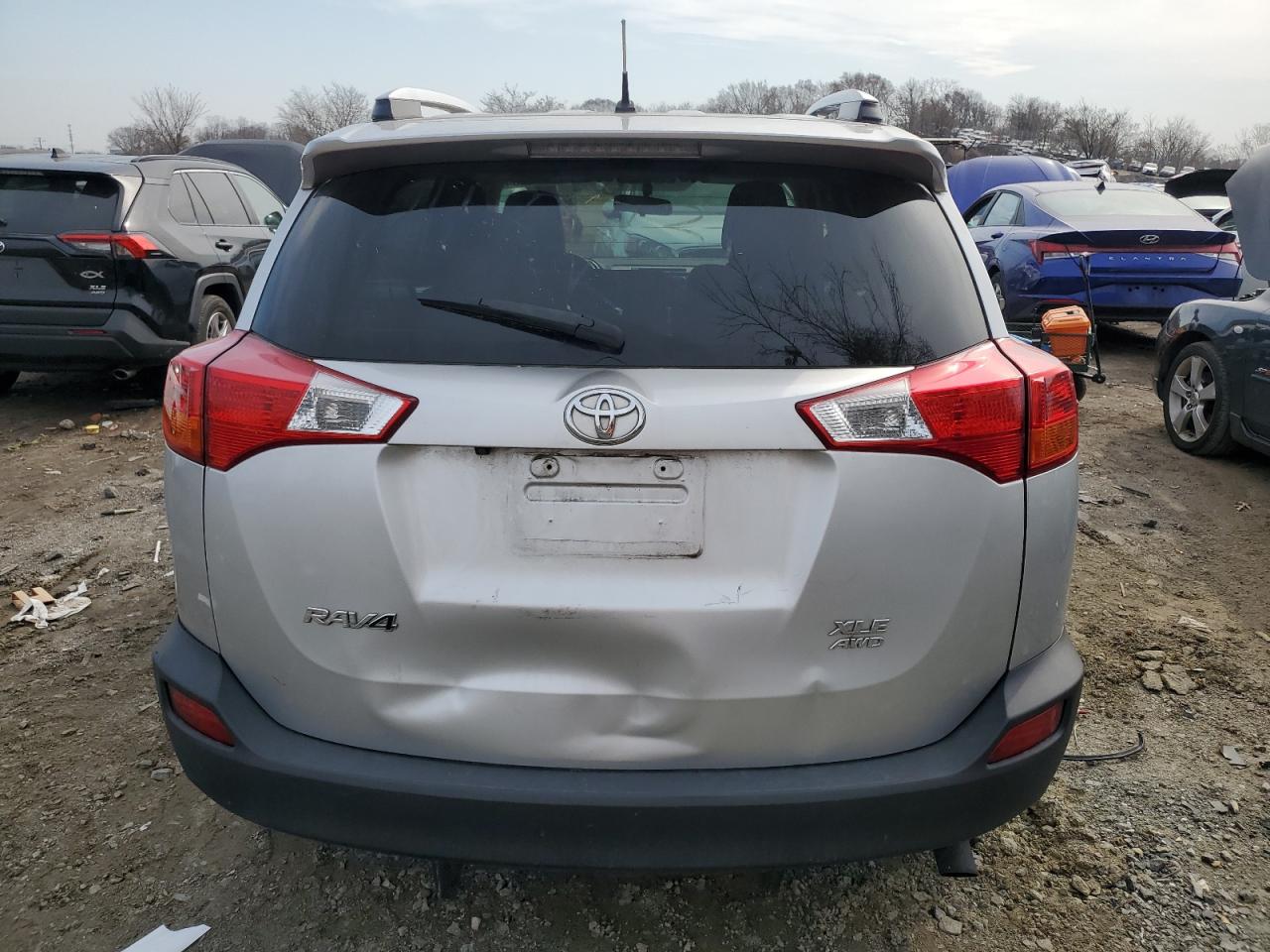 Photo 5 VIN: JTMRFREV7DD006309 - TOYOTA RAV 4 