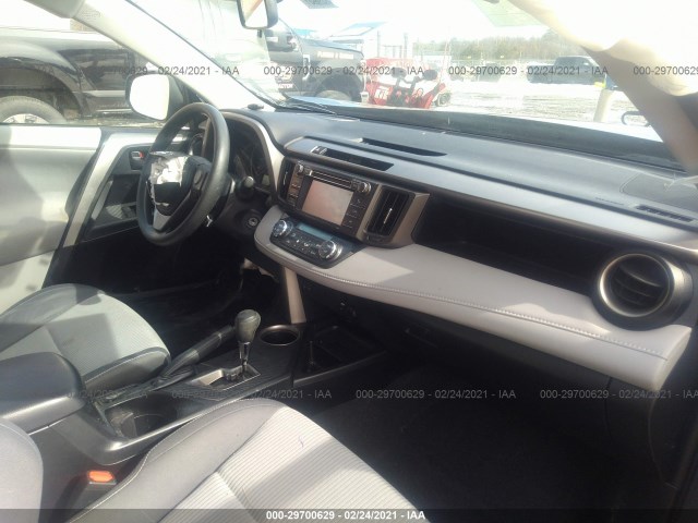 Photo 4 VIN: JTMRFREV7DD011512 - TOYOTA RAV4 