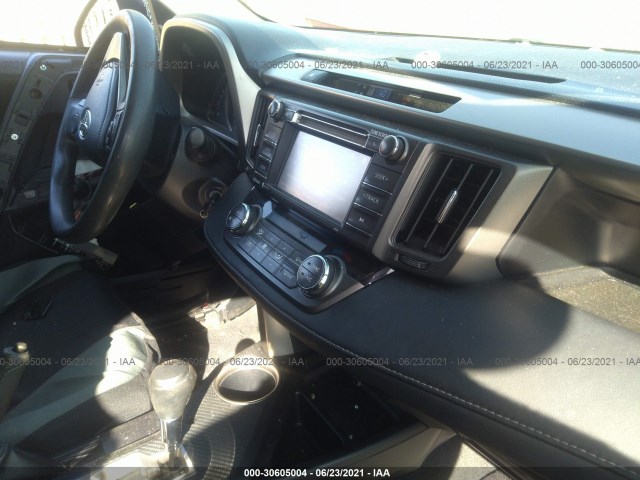 Photo 4 VIN: JTMRFREV7ED088902 - TOYOTA RAV4 