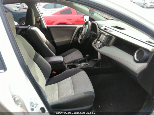 Photo 4 VIN: JTMRFREV7FD118241 - TOYOTA RAV4 