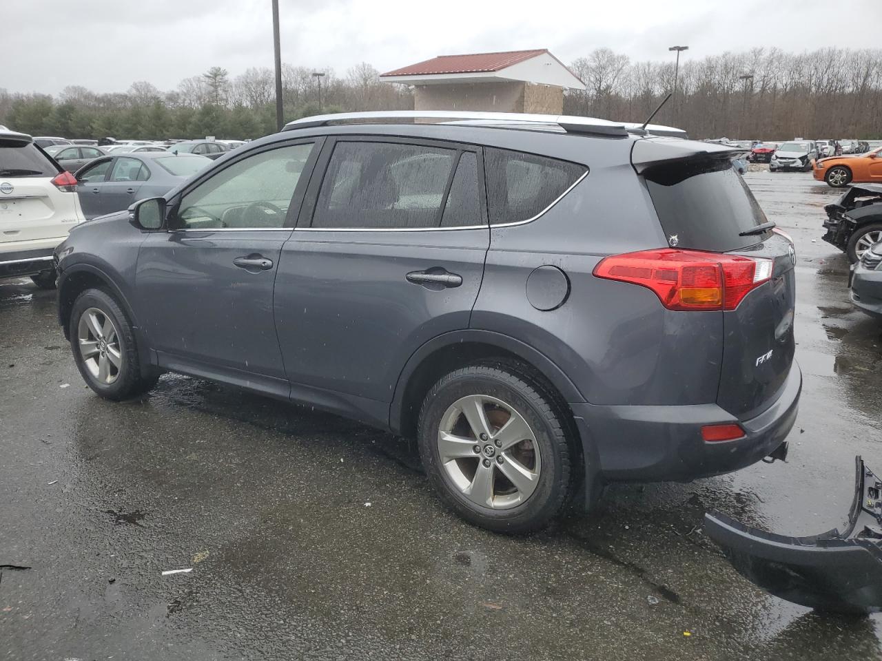 Photo 1 VIN: JTMRFREV7FD142832 - TOYOTA RAV 4 