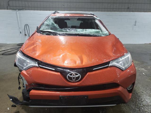 Photo 4 VIN: JTMRFREV7GJ099807 - TOYOTA RAV4 