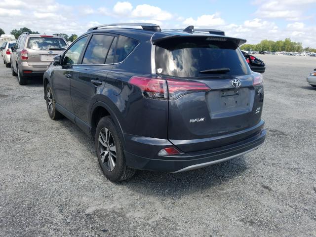 Photo 2 VIN: JTMRFREV7HD202868 - TOYOTA RAV4 XLE 